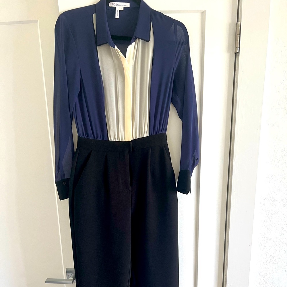 BCBG Jumpsuit - black navy and cream size 2